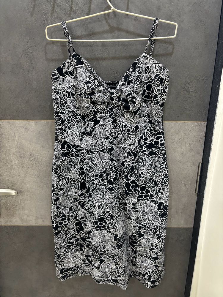 Cute Bow Dress 👗