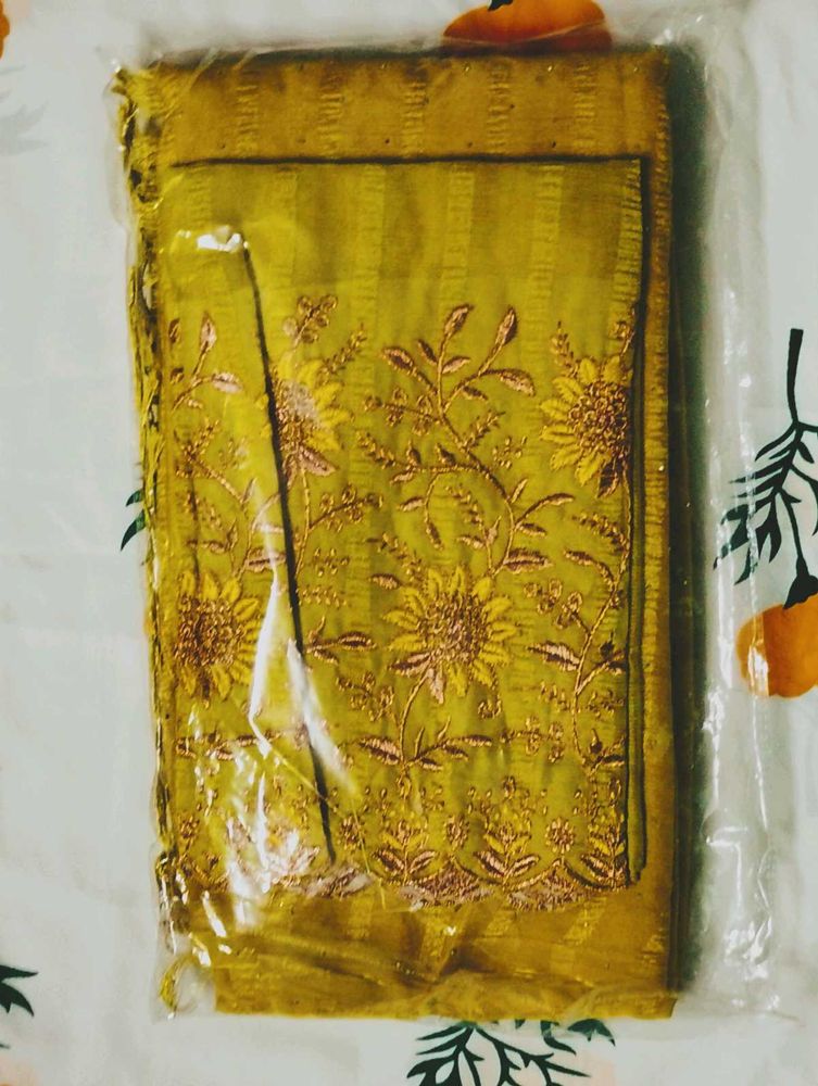 Elegant Stone Saree With Aari Blouse