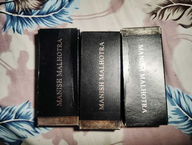 Manish Malhotra primer