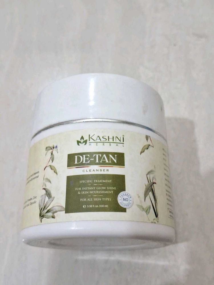 Kashni Herbal De-Tan Cleanser