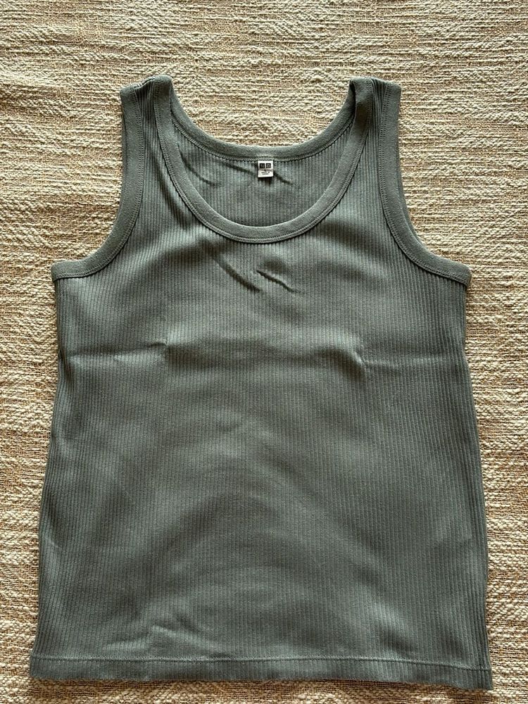 Ribbed Tank