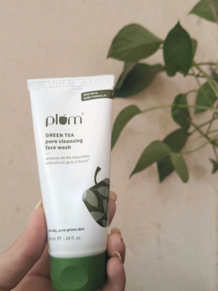 Plum Green Tea Face Wash