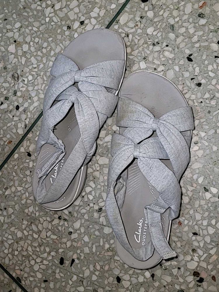 Clarks Cloudsteppers - Stylish Sandals