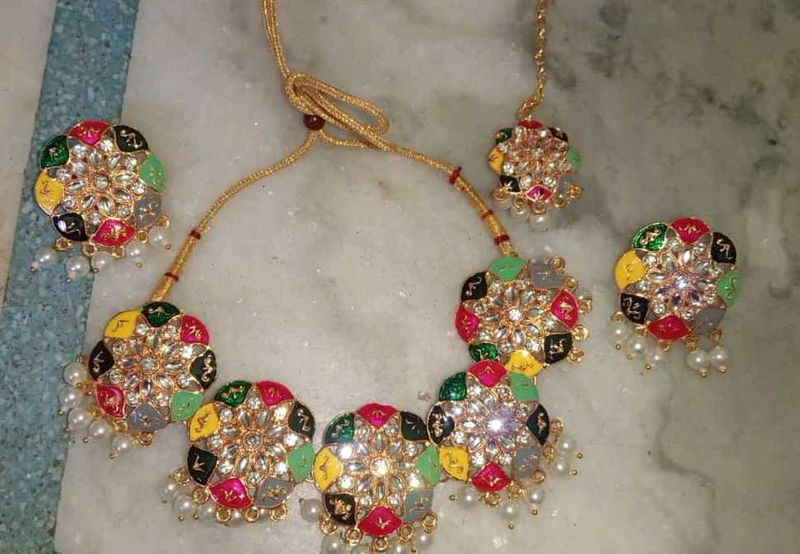 Kundan Choker Set