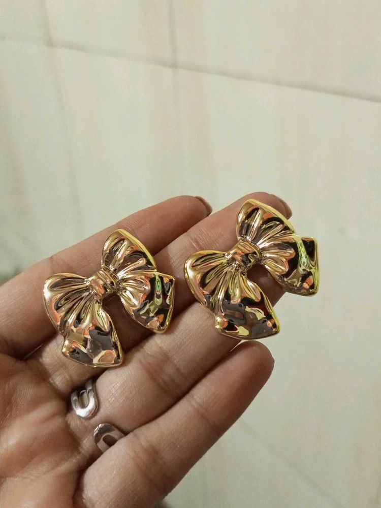 Trendy Earrings ❤️