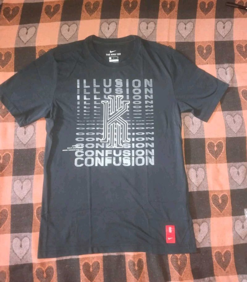 Nike Kyrie Illusion T-Shirt