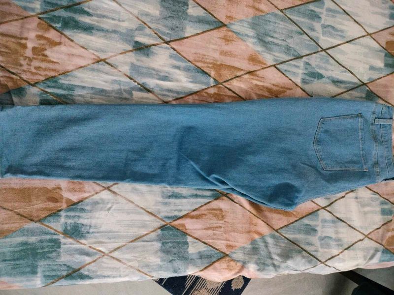 Light Wash Denim Jeans