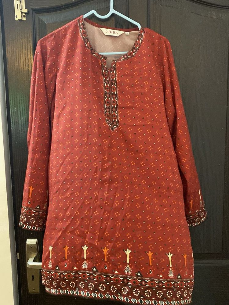 maroon short kurta