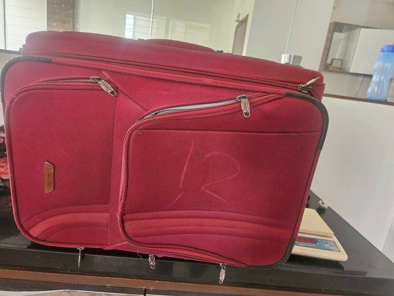 Red Travel trolley