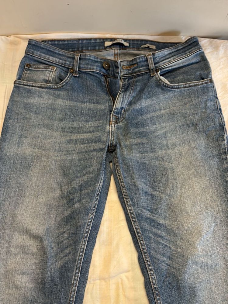 Levi&#39;s Blue Denim Jeans