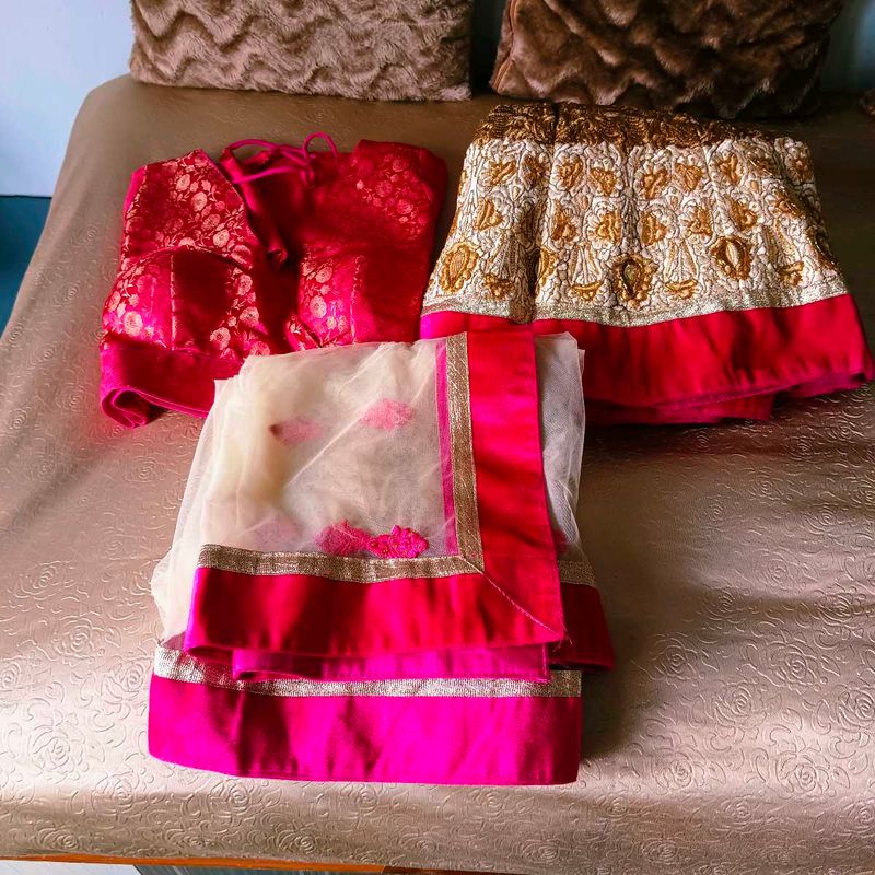 🛍️ Pink Embroidered Heavy Lehenga Choli⭐⭐⭐⭐⭐