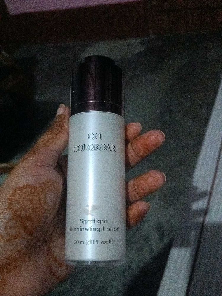 Colorbar Illuminating Lotion
