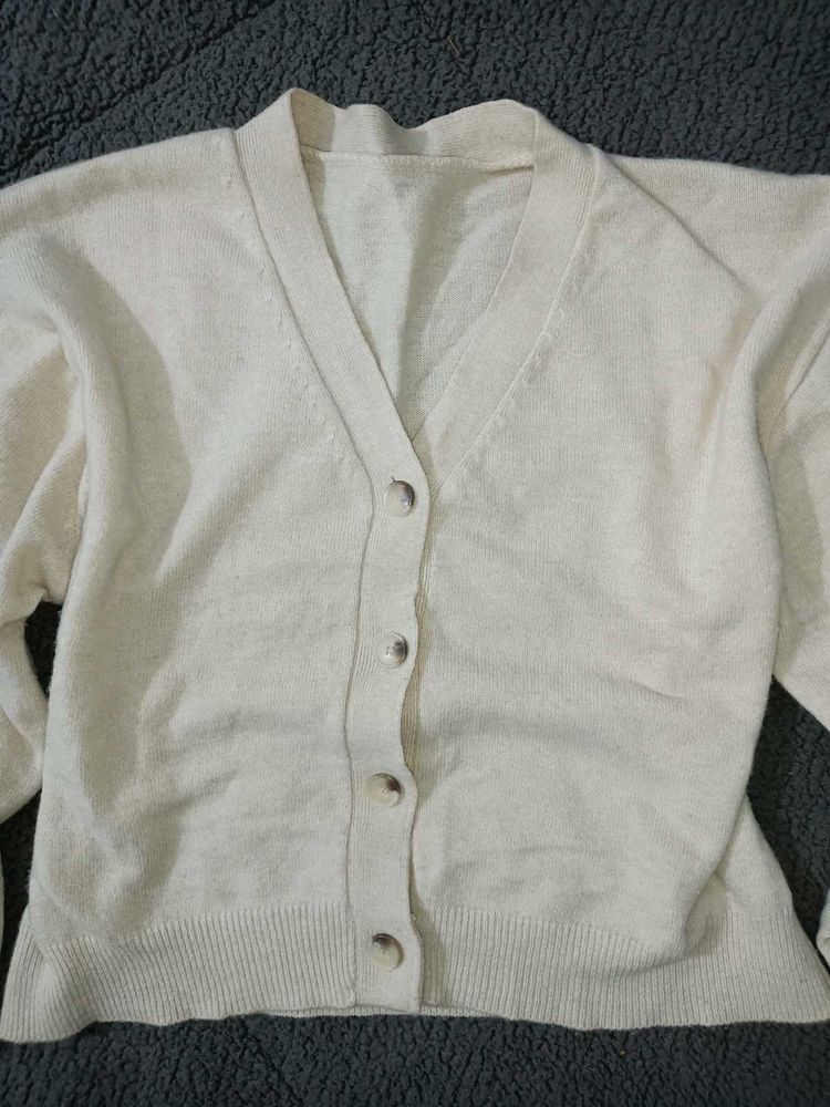 Cream Cropped V-neck Cardigan