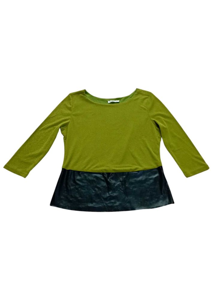 Olive Green 💚 With Black Very Stylish Top