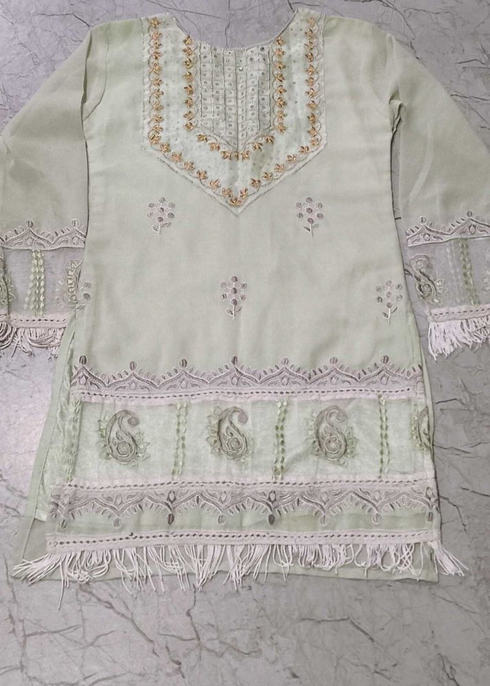 Pakistani Green Suit For 8year Girl