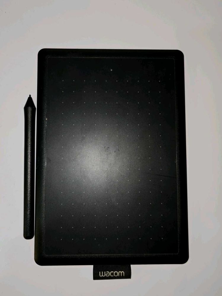 Wacom Graphics Tablet With Cable - WORKING