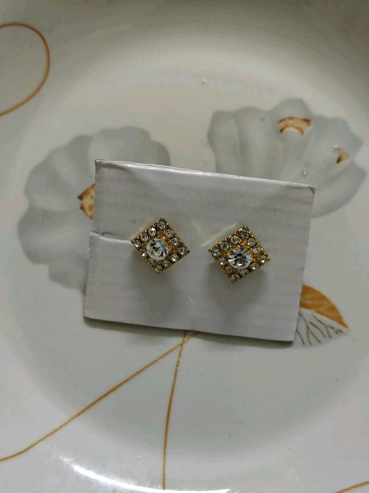 🆕 Stud Earrings