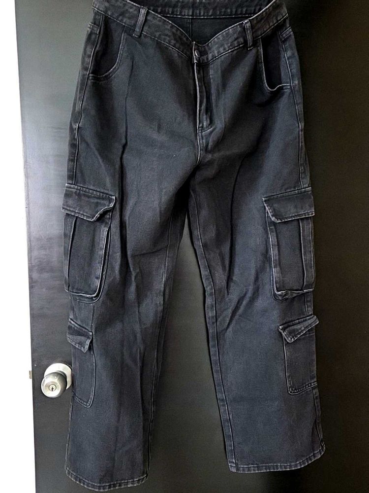 Black Cargo Jeans