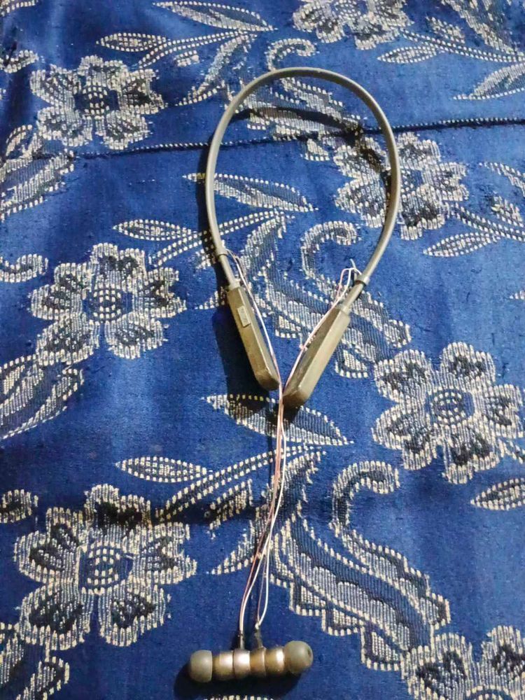 Boat Wireless Neckband Headphones