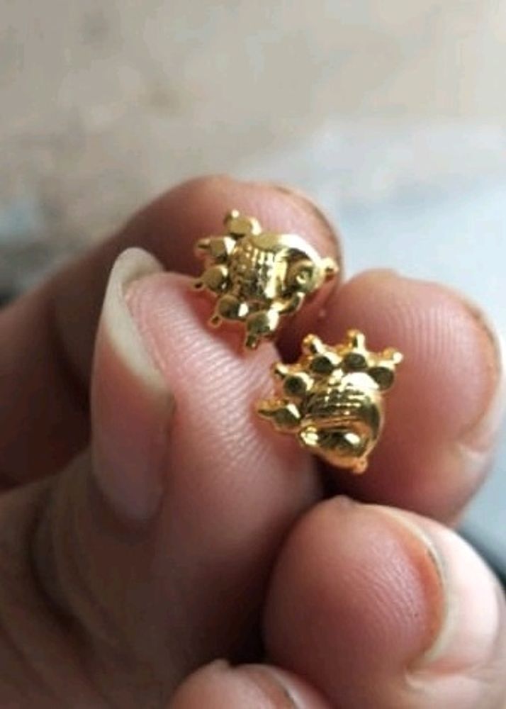 Peacock earrings one garam