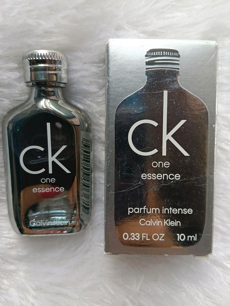 Calvin Klein Perfume ♥️💕