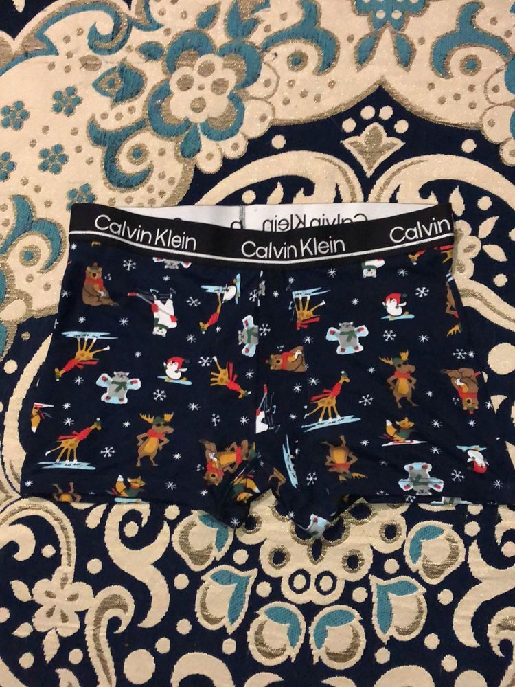 Clavlin Klein Trunks