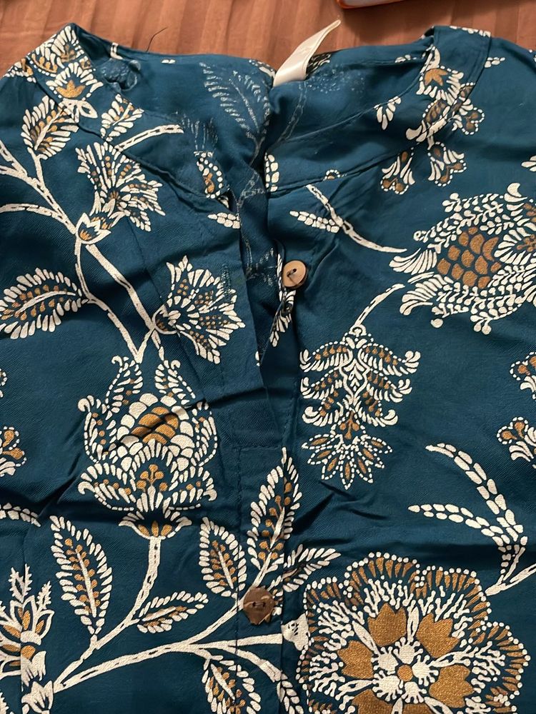 Floral Print Collar Neck Kurta