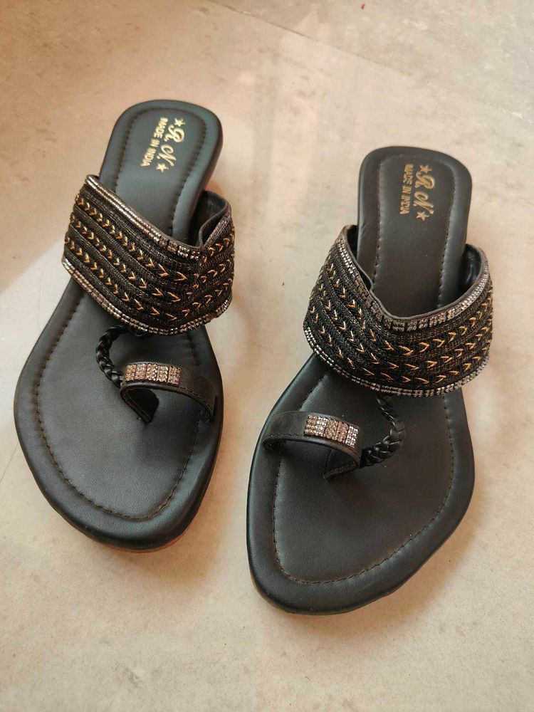 Kolhapuri Heels (Black)