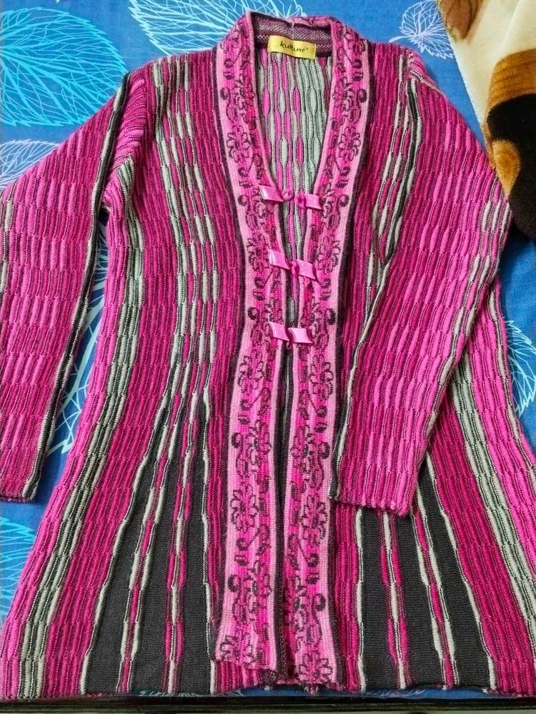Beautiful Multi Look Sweater.