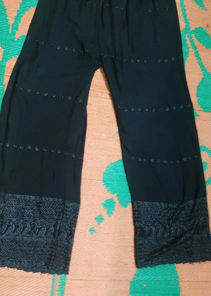Black 🖤  Plazo
