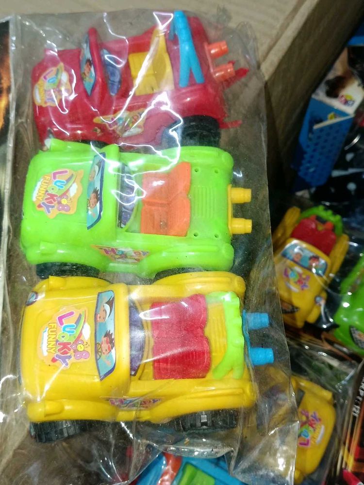 2 Set Of Cars &amp; Jeeps