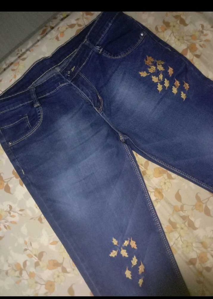 Leaf Design Blue Denim From Miss Purple 💙💅✨