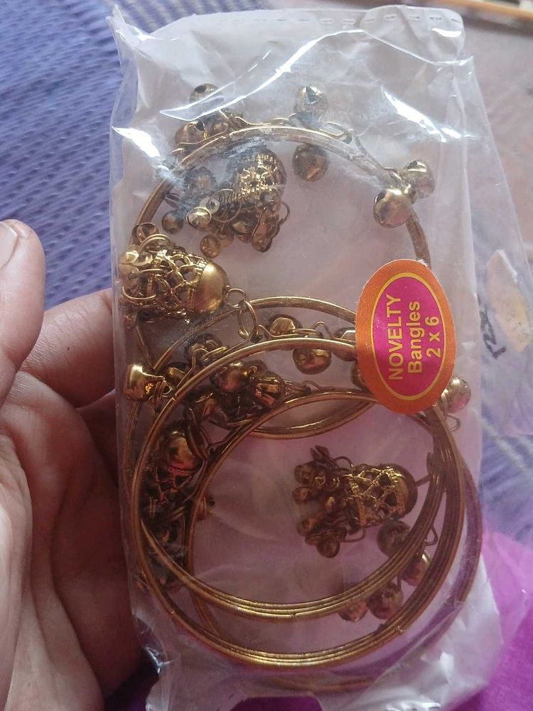 Novelty Bangle Set 4
