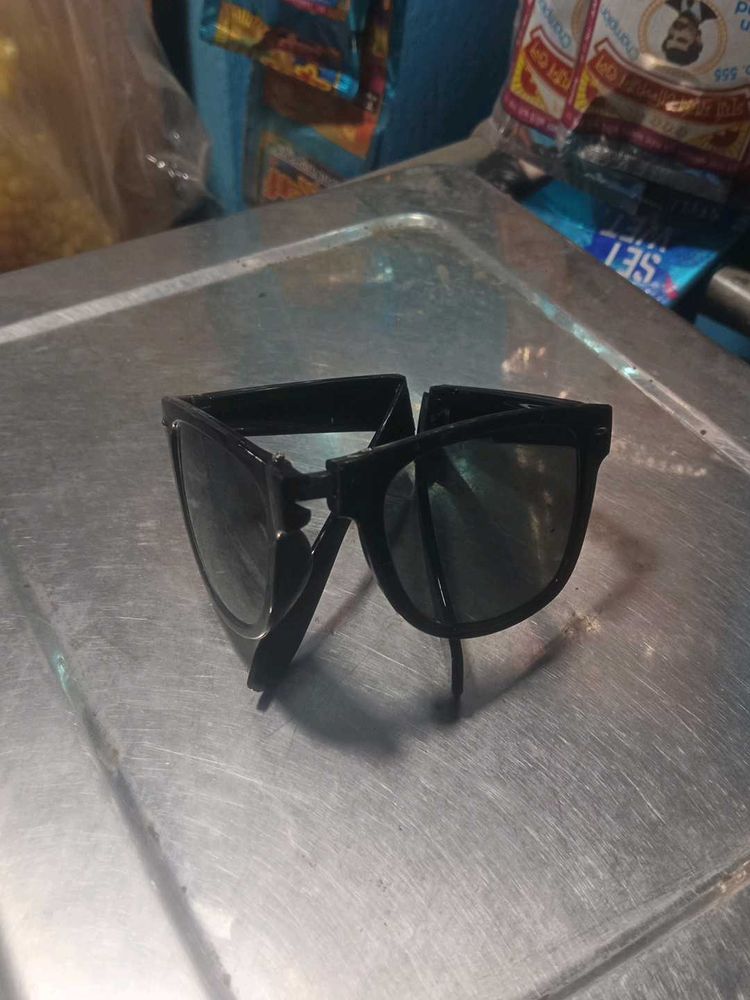 Classic Black Sunglasses