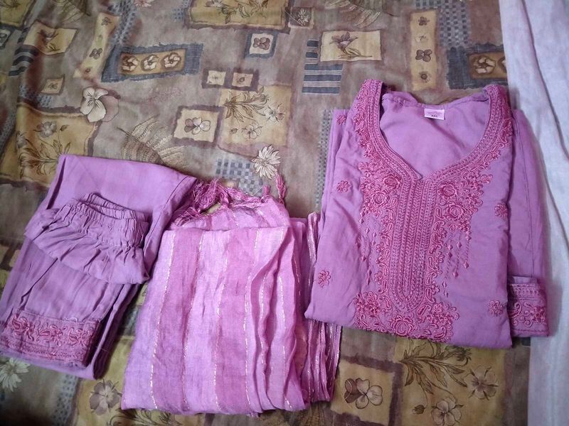 Embroidered Kurta Set