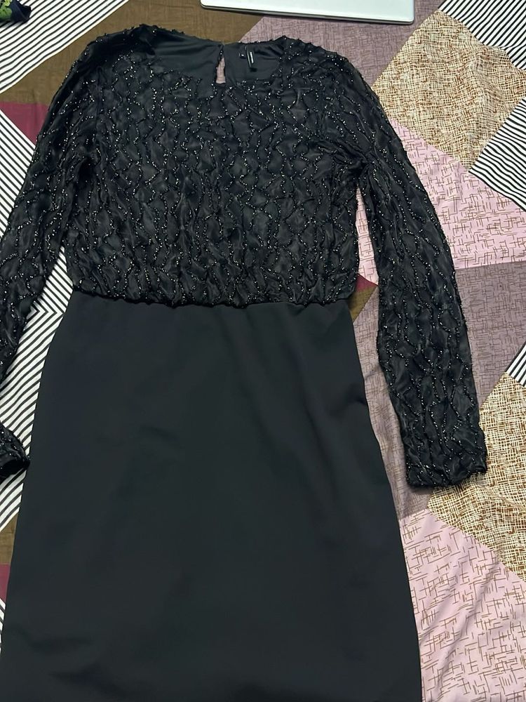 Elegant Black Dress