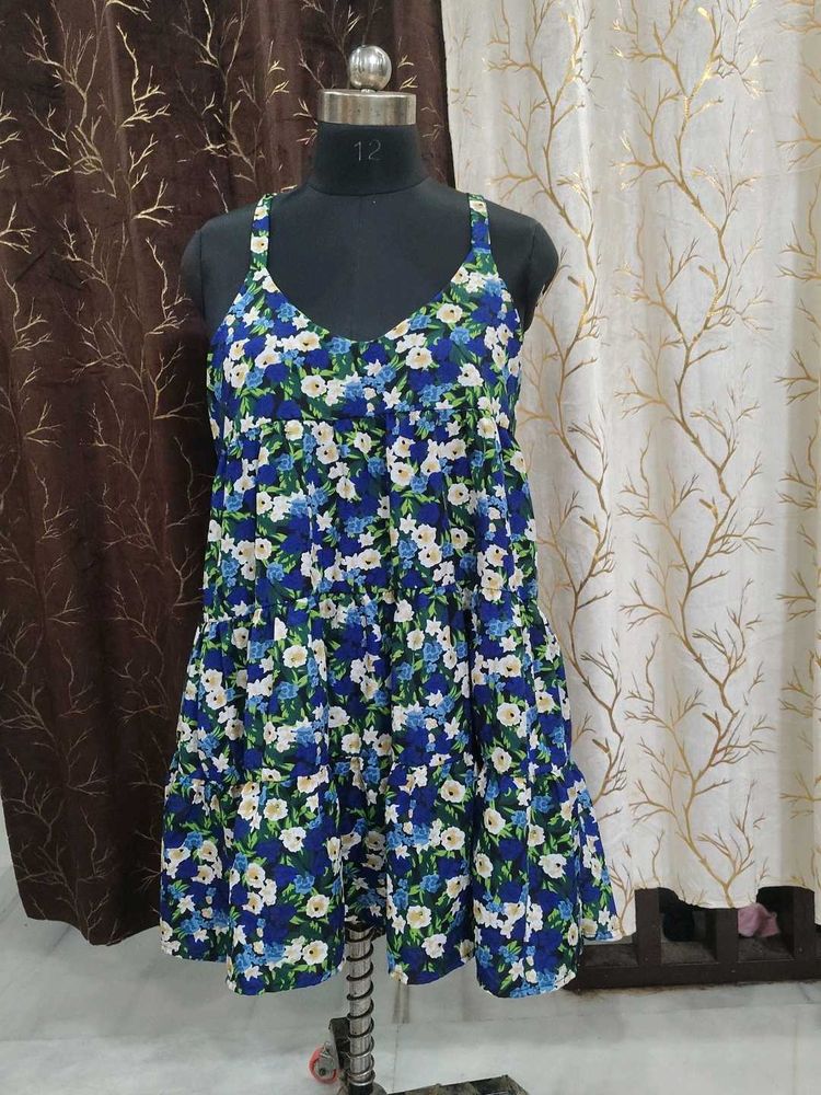 New Beautiful Floral Dress