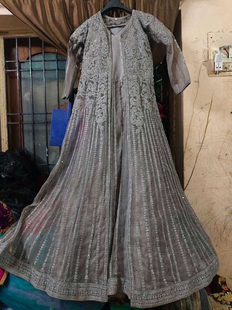 2 Piece Unique Gown Very Beautiful 😍