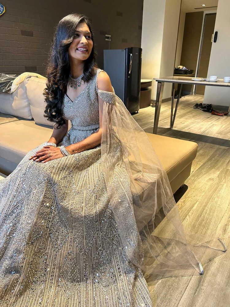 Ivory Lehnga For Wedding/Reception