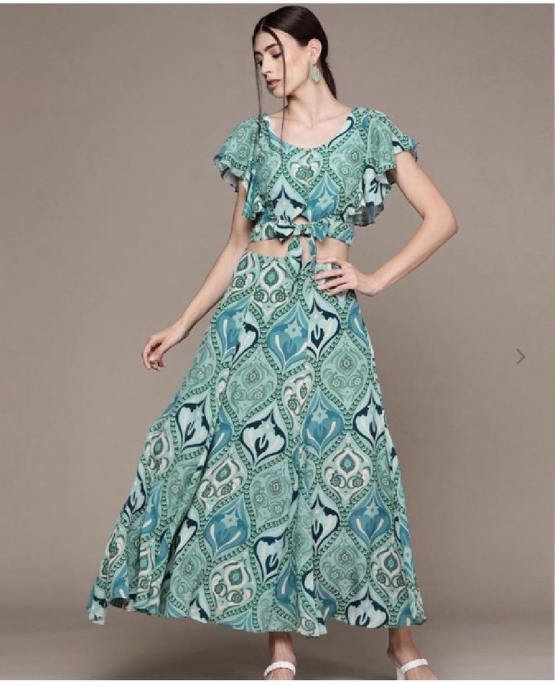 LABEL RITU KUMARFloral Print Crop Top with Skirt
