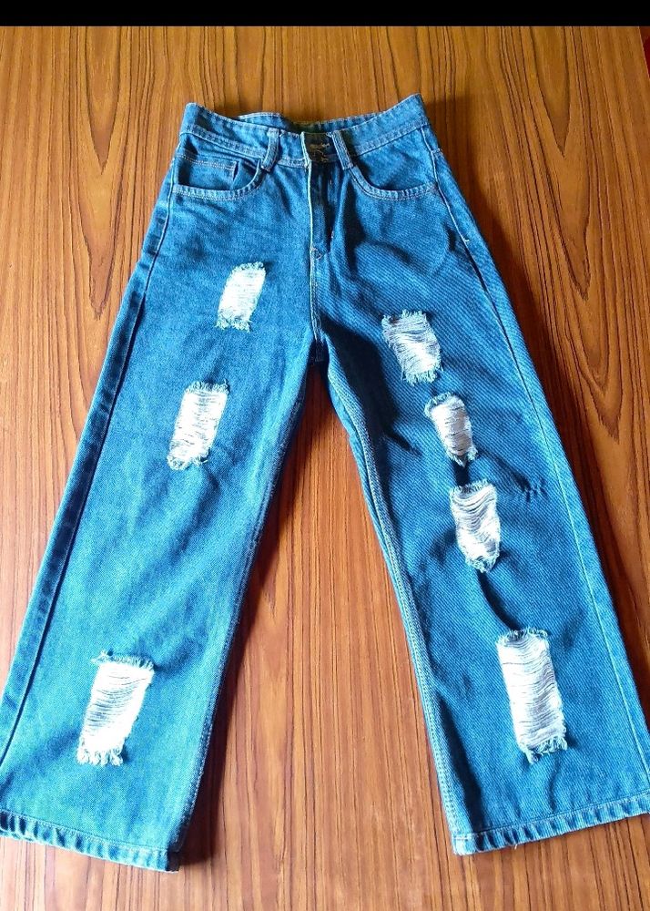 Ripped Wide Leg Jeans
