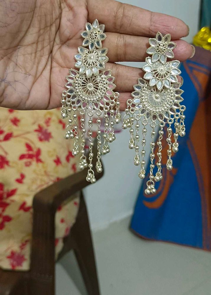 earings