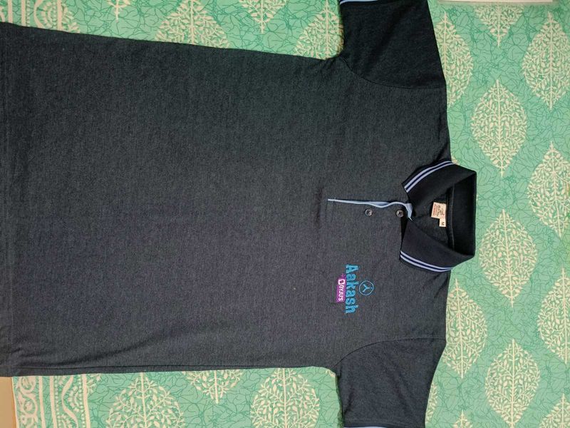 M Size Aakash Tshirt Totally New