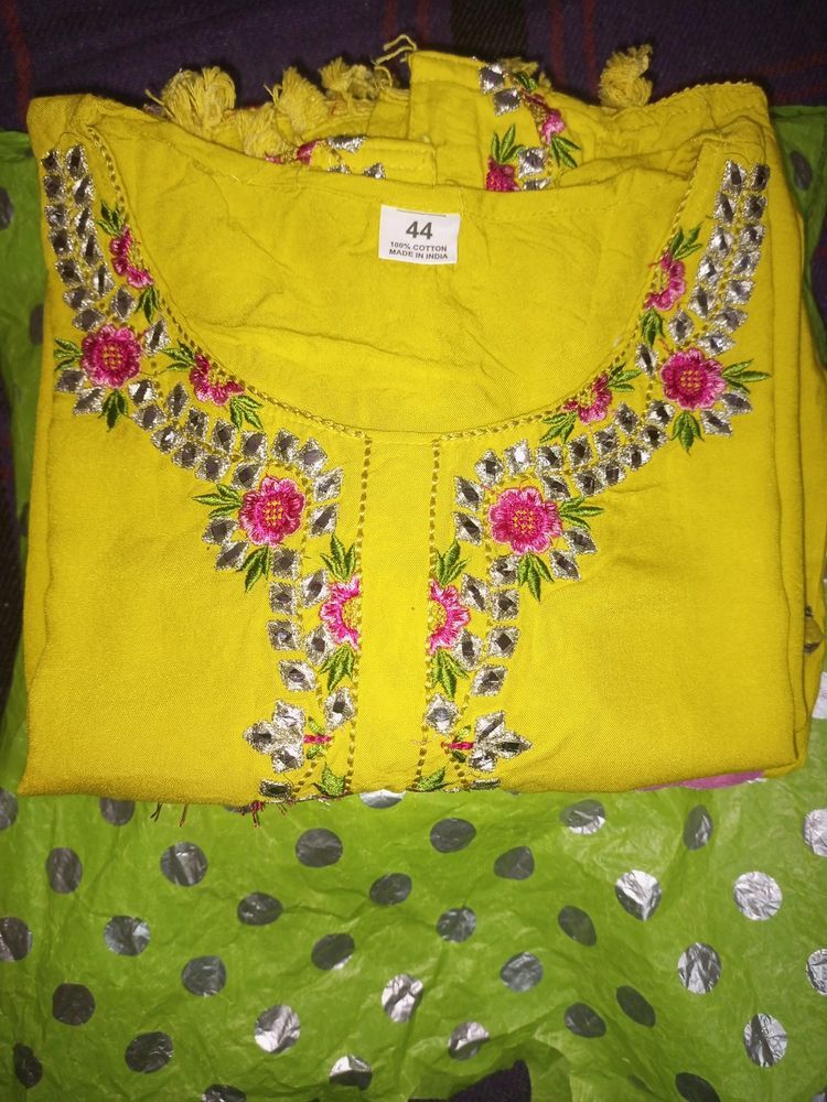 BEAUTIFUL Yellow 3 PCS SUIT SET.
