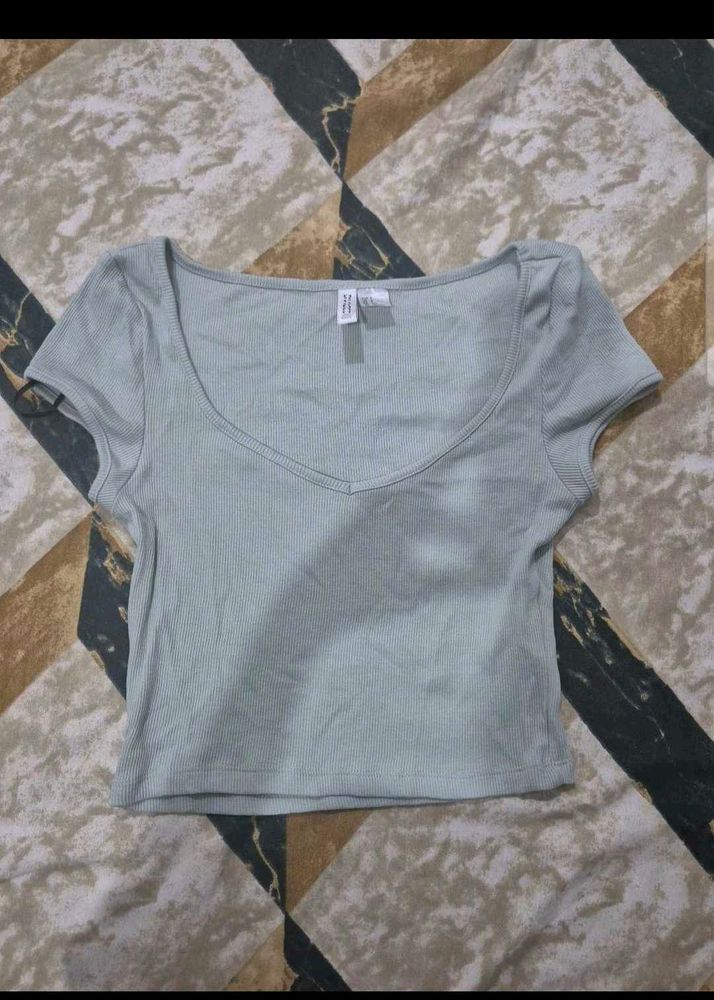 h&amp;m Crop Top