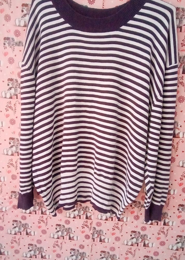 White and blue line sweater for girls