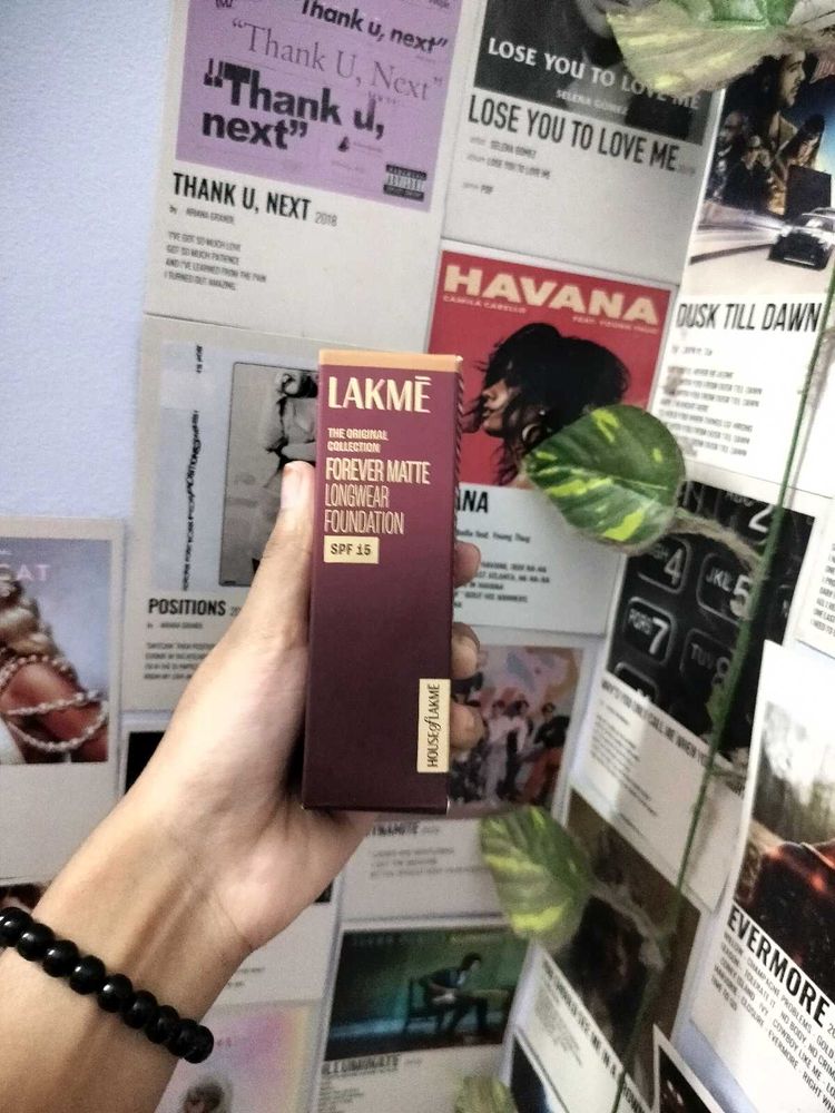 Lakme Forever Matte Foundation