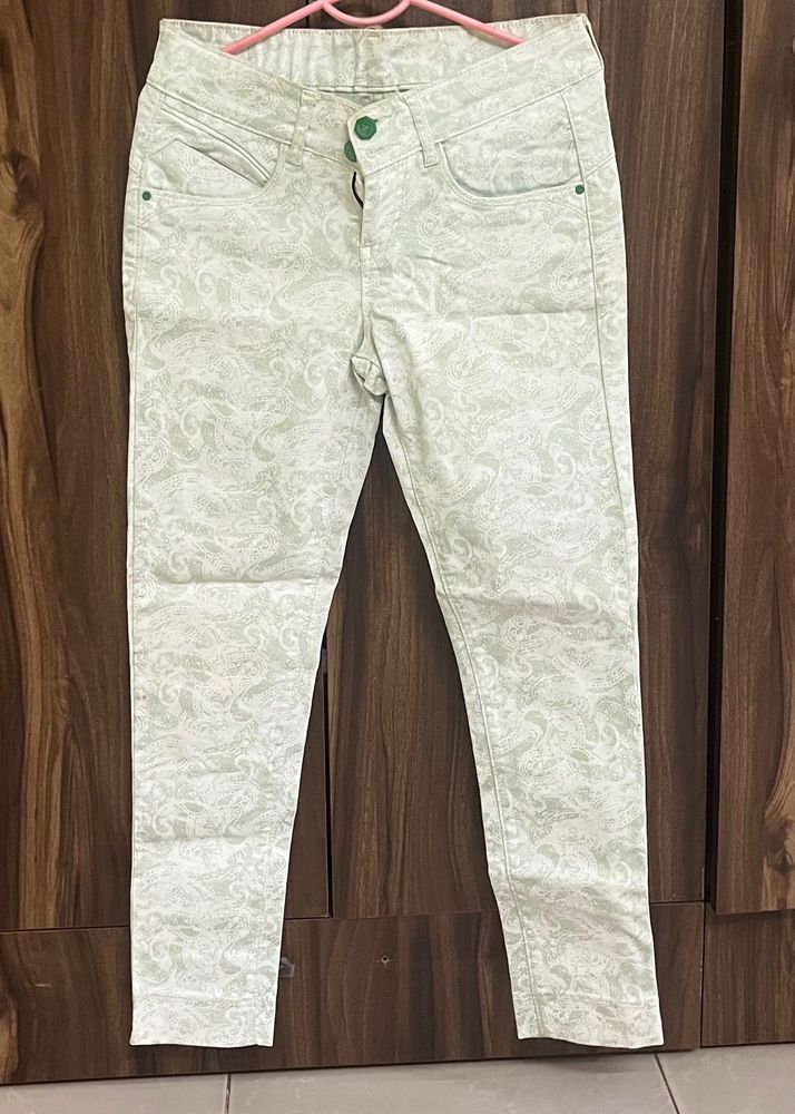 Pastel printed trousers for women