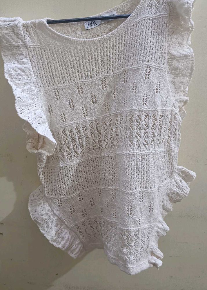 ZARA CROCHET TOP