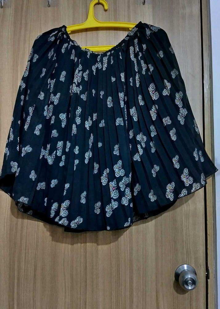 Floral Print Pleated Skirt